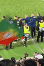 1749429684612099573.gif cristiano 6.gif