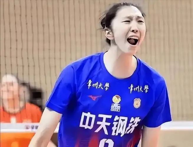 开云体育下载-快球无解+力量待补，吴梦洁蜕变正当时，留洋意甲或是必经之路|赛季|中国女排|联赛|速度|主攻_新浪体育_新浪新闻